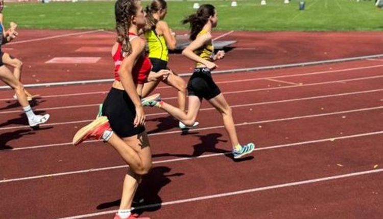 TOP-Zeiten und Weiten der Weinstädter U16 Nachwuchs Athletinnen bei den WLV-Finals