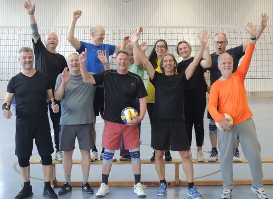 Verstärkung für unsere Volleyball-Seniorengruppe gesucht